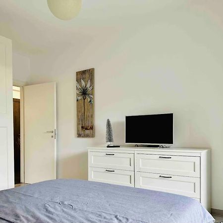 Lazo Two Room- Luxury Apartment Bucharest Exterior photo