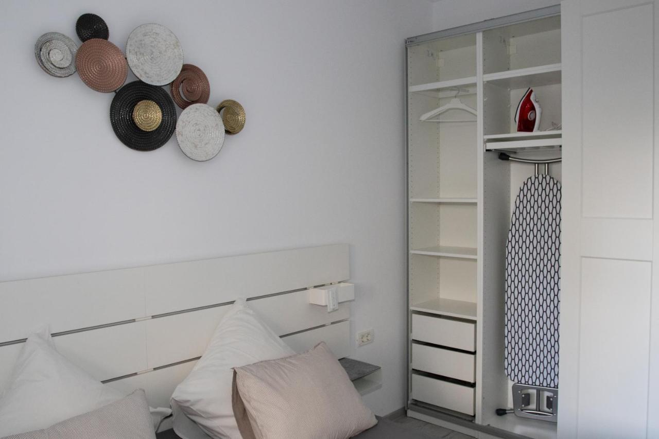 Lazo Two Room- Luxury Apartment Bucharest Exterior photo