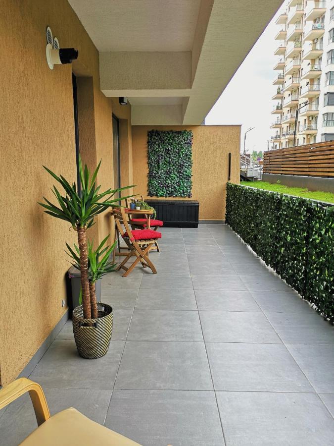 Lazo Two Room- Luxury Apartment Bucharest Exterior photo
